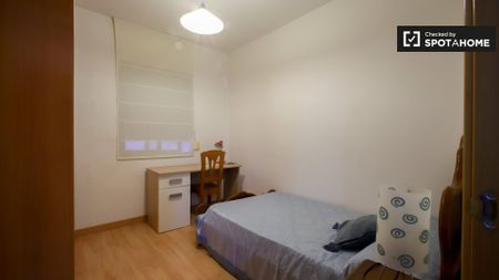 valencia, Valencian Community 46022 - Photo 2