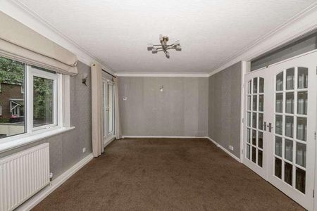 Park Lane Court, Bury New Road, M7 - Photo 4