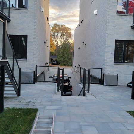 Nouvelle Construction 5 1/2 secteur Tranquille a 10 Mins du Rem - Photo 4