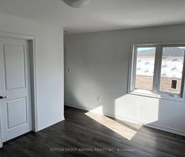 For Lease - 12 PUMPKIN CORNER Crescent, Barrie, Ontario - Photo 3