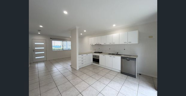 Modern Two Bedroom Unit - Photo 1