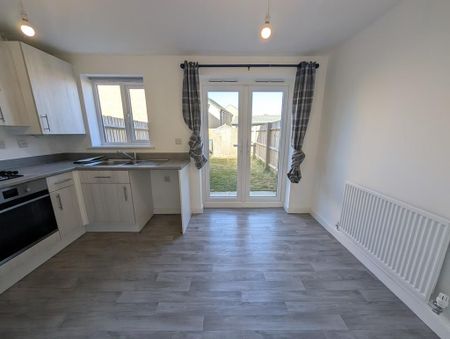 2 bedroom terraced house to rent - Photo 5