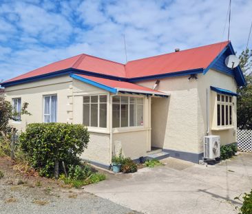 CHARMING 3 BEDROOM HOME - Photo 6