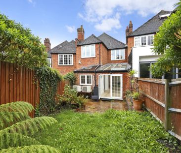 4 bedroom house in Highgate - Photo 4