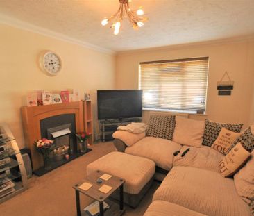 3 bedroom semi-detached house to rent - Photo 2