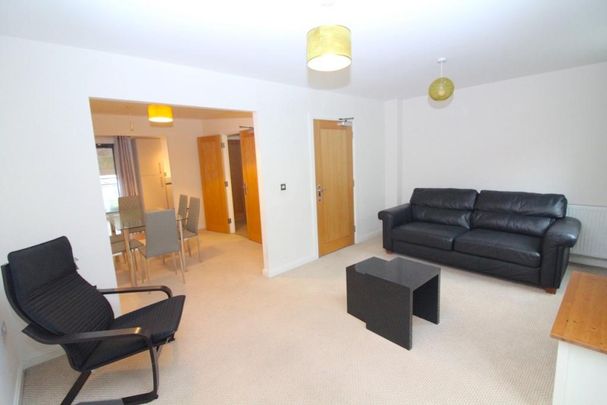 4 bedroom terraced house to rent - Photo 1