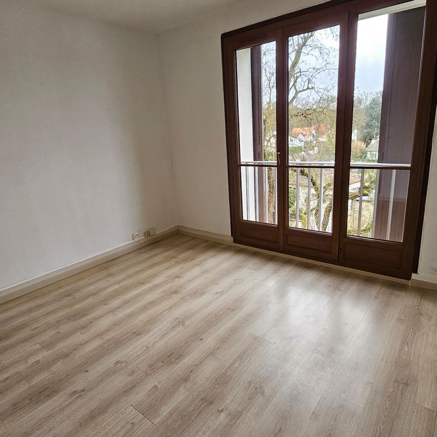 Location Appartement 1 pièce 27m² AVON 77210 - Photo 1