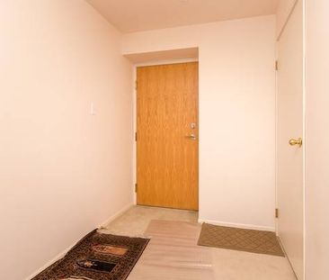 $2,650 · Regent Park - Available 5th Floor 2Bed 2 Bath - Photo 3