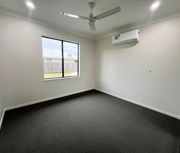 BRAND NEW EXECUTIVE HOME - Photo 2