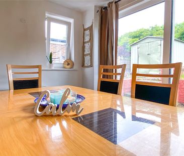 4 bedroom semi-detached house to rent - Photo 2