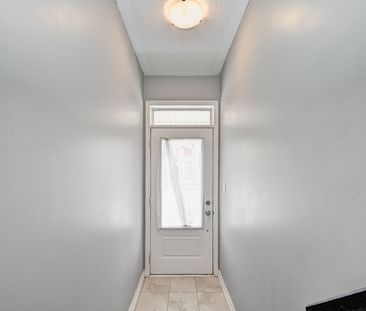 For Lease - 118 Daylily Lane, Kitchener, Ontario - Photo 3