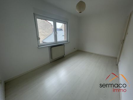 Appartement de type F2 en centre-ville - Photo 2