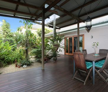 46 Imperial Avenue, Cannon Hill, Qld 4170 - Photo 1