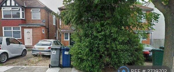 1 bedroom in a house share to rent - Photo 1