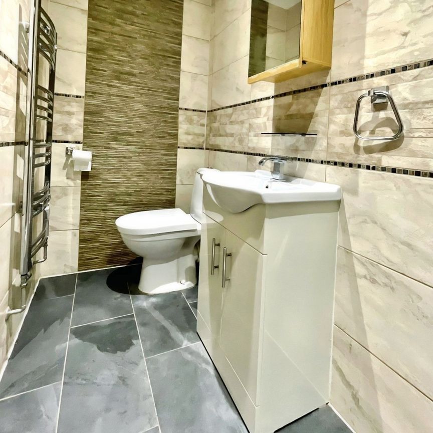 Tudor Street, CARDIFF - Photo 1