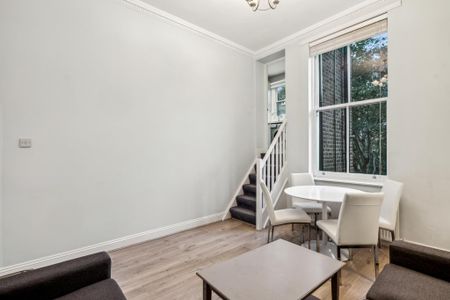 2 bedroom flat to rent - Photo 3