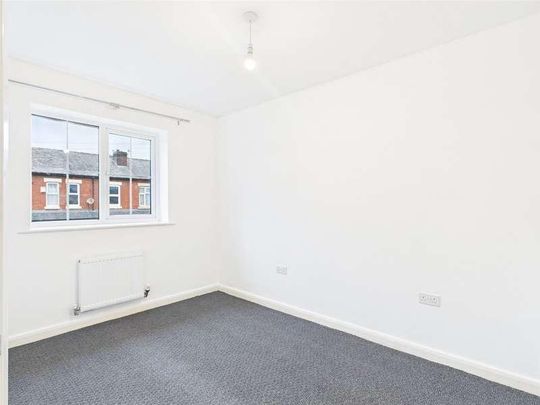 Kennedy Road, Salford, Greater Manchester, M5 - Photo 1