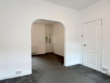 2 bedroom terraced house to rent - Photo 3