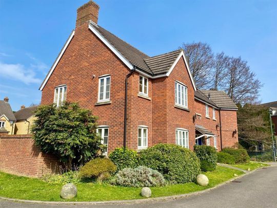 Castle Stream Court , Dursley, GL11 5GN - Photo 1