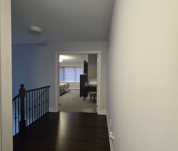 For Lease - 2 Periwinkle Road, Springwater, Ontario - Photo 5