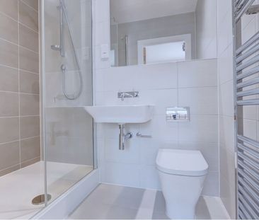 2 Bedroom Mid Terraced House To Rent - Photo 5