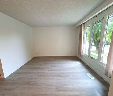 For Lease - 83 Kulpin Avenue, Bradford West Gwillimbury, Ontario - Photo 1