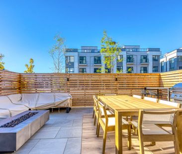 For Lease - 3250 Carding Mill Trail Unit# 514, Oakville, Ontario - Photo 1