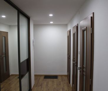 2 izbový byt na prenájom 60m2, Dukelská, Považská Bystrica - Photo 1