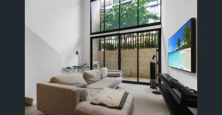 Modern two Story Apartment in the heart of Meadowbank - Photo 3