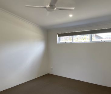 Low Maintenance Executive Bunbury Home - Photo 3