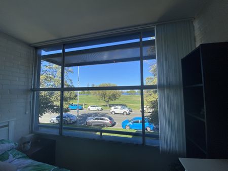Home With A View in The Heart of Perth! - Photo 2