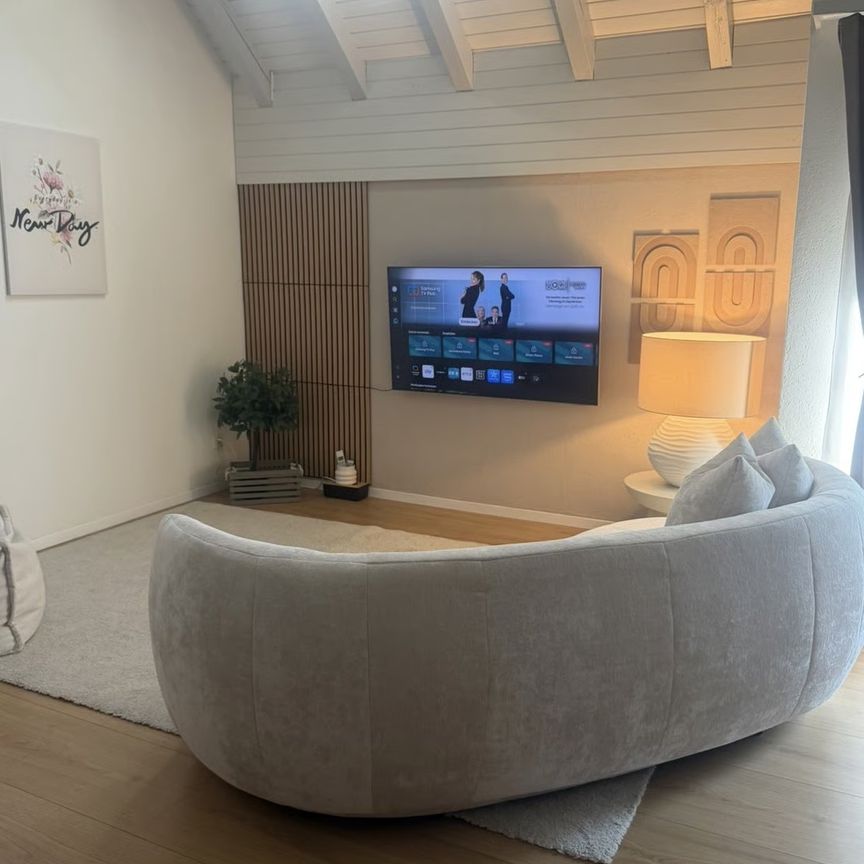 5.5 Zimmer, 2. Stock - Photo 2