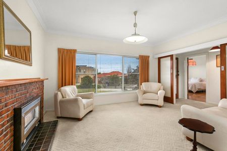 Light-Filled Oak Park Living with Excellent Outdoor Storage - Photo 5