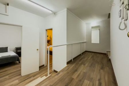 Carrer del Pintor Fortuny, Barcelona, Catalonia 08001 - Photo 3