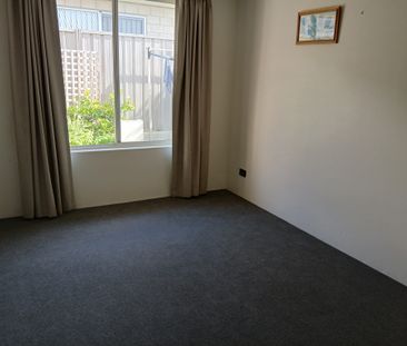 Port Kennedy - Photo 2