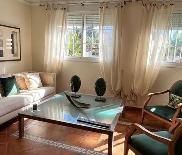 Luxury Villa for rent in Nueva Andalucia, Andalusia - Photo 2