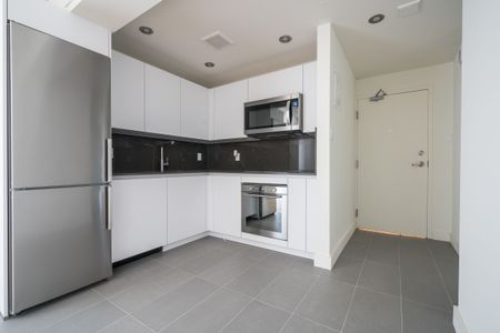 230 Oak Street - Photo 4