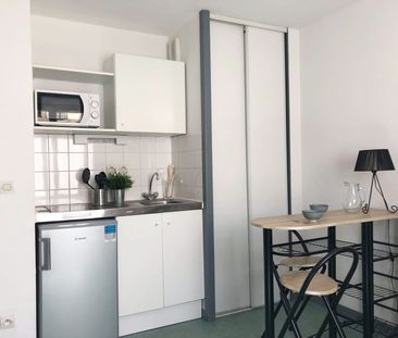 Location Appartement 1 pièce 18m² ST ETIENNE 42000 - Photo 2