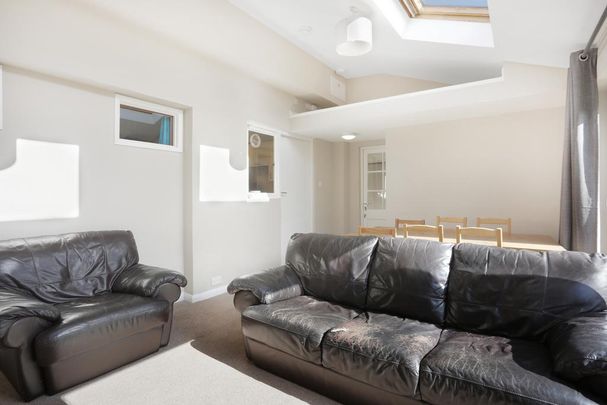 5 bedroom semi-detached house to rent - Photo 1