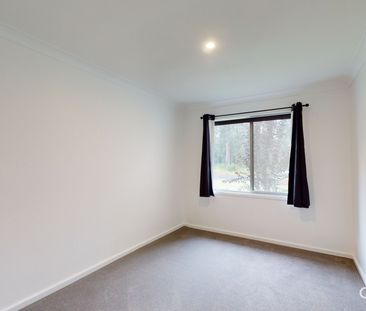 IMMACULATE THREE BEDROOM HOME - Photo 1