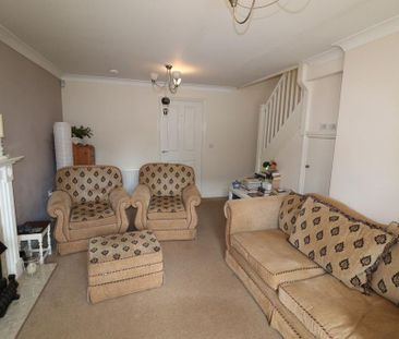 3 bedroom terraced house to rent - Photo 1