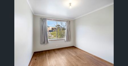 Comfortable Family Home - Photo 5