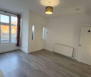 Methley Place, Leeds, LS7 - Photo 2