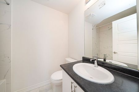 For Lease - 110 Grew Boulevard Unit# 407, Georgina, Ontario - Photo 4