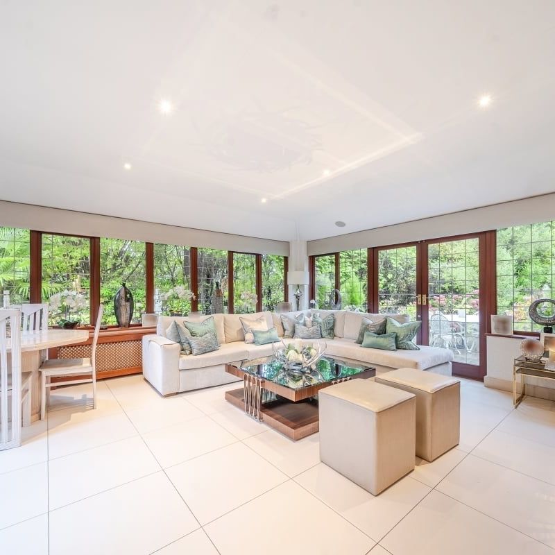 6 bedroom detached house to rent - Photo 1