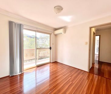 Spacious 3 Bedroom Apartment - Photo 1