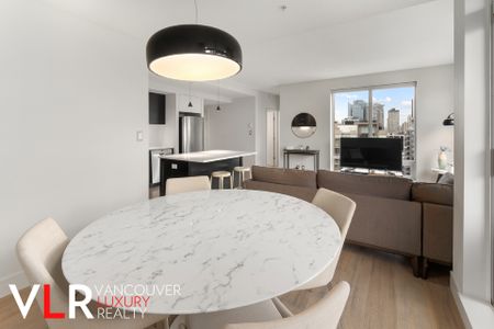 Condo in Downtown Vancouver, BC - Photo 4