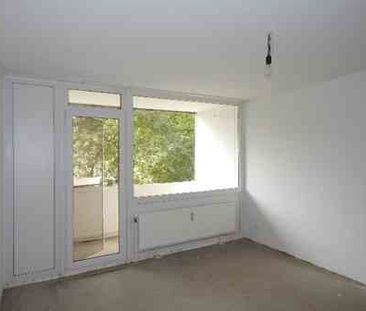 Stop! Großzügige 3,5-Zimmer-Wohnung (WBS) - Foto 1