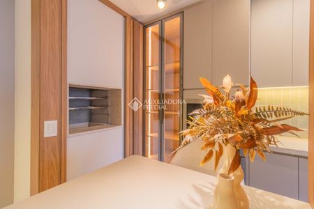 Apartamento com 2 quartos e 69m² para alugar em Auxiliadora, Porto Alegre. - Photo 2