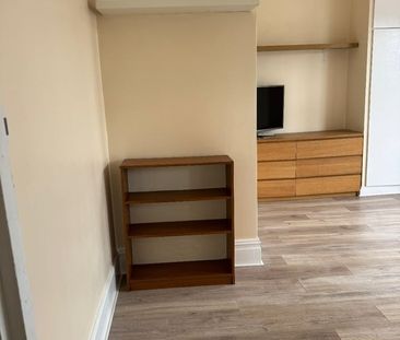 Studio Flat, Wightman Road, N4 - Photo 1